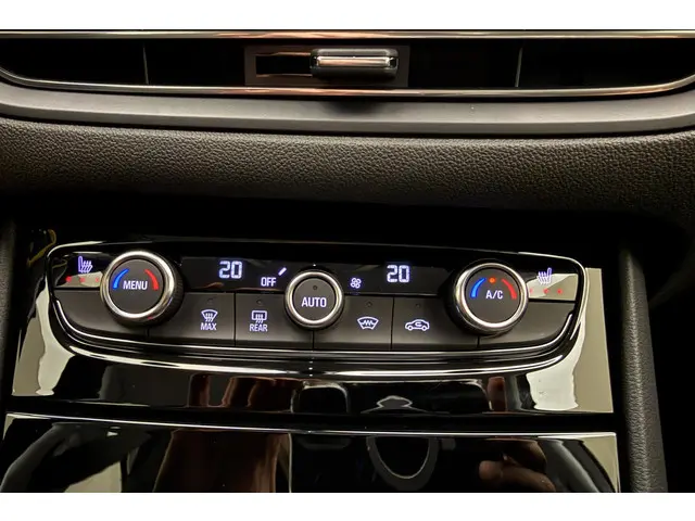 Opel Grandland 1.2 Turbo 130Pk GS Light 2024 Benzine 25