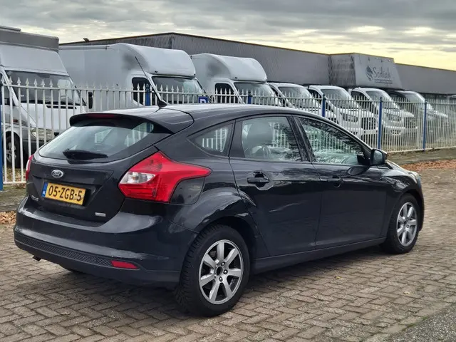 Ford Focus 1.6 TDCI Trend 2012 Diesel 5