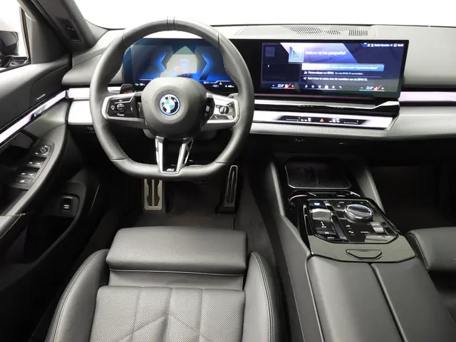BMW i5 Sedan eDrive40 2024 Elektrisch 10