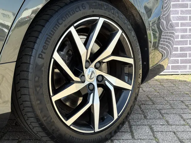 Volvo V60 2.0 T5 Momentum 2019 Benzine 9