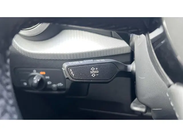 Audi Q2 30 TFSI 110Pk Advanced Edition 2022 Benzine 21