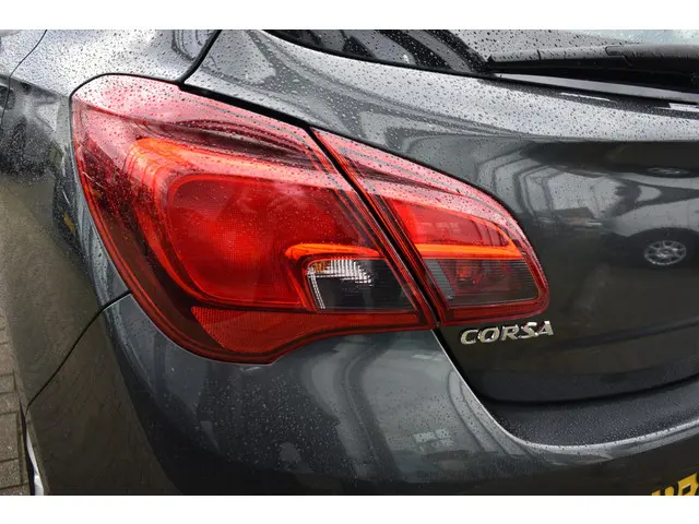 Opel Corsa 1.4 Edition 2017 Benzine 17