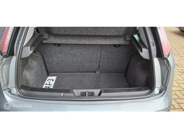 Fiat Punto Evo 0.9 TwinAir , Sport 2013 Benzine 11