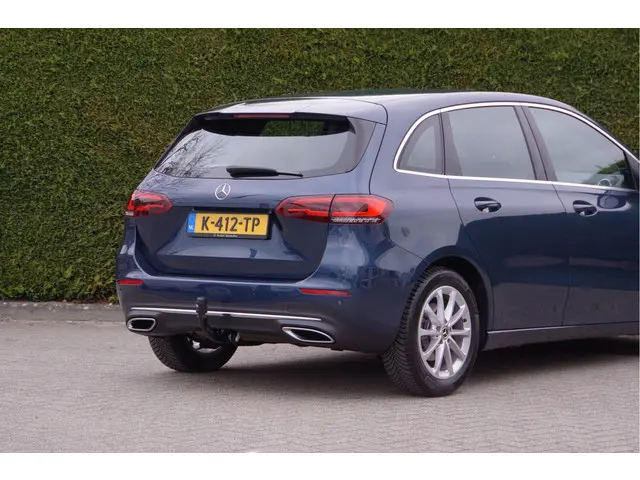 Mercedes-Benz B-Klasse B 200 2019 Benzine 17
