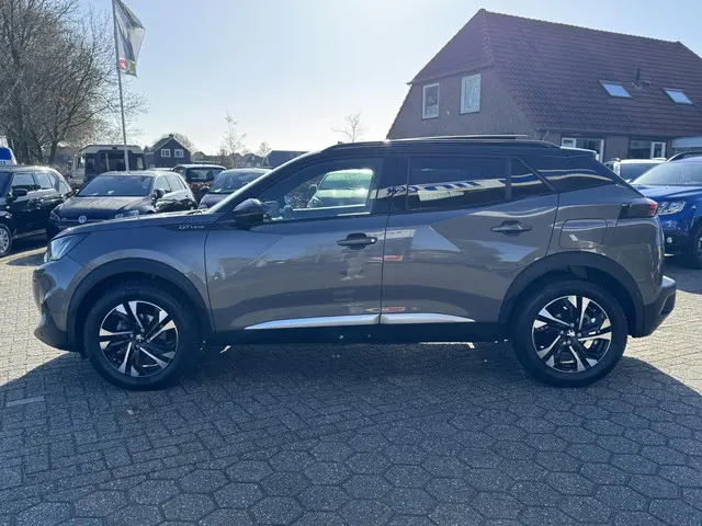 Peugeot 2008 1.2 PureTech GT-Line 2020 Benzine 4
