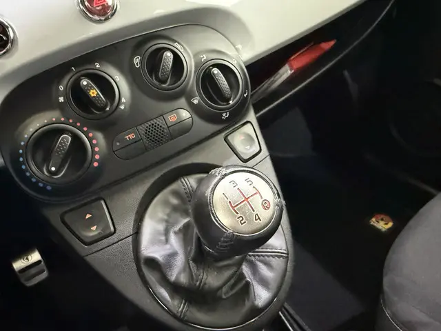 Fiat 500 ABARTH 1.4 T-Jet Custom 2014 Benzine 10