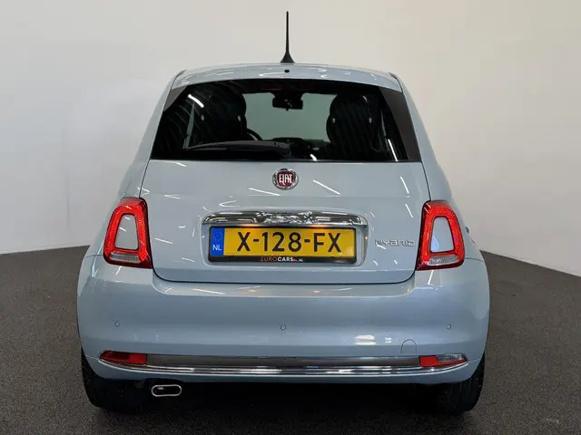 Fiat 500 1.0 Hybrid Dolcevita 2023 Benzine 8
