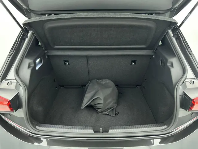 CUPRA Born Essential 62 kWh 2023 Elektrisch 23