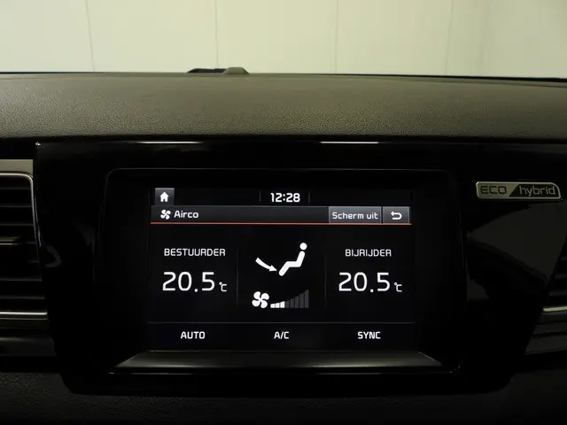 Kia Niro 1.6 GDi Hybrid DynamicLine 2018 Hybride Benzine 8