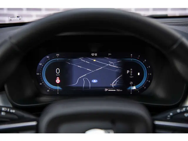 Volvo XC40 2.0 B4 Plus Dark 2025 Benzine 13