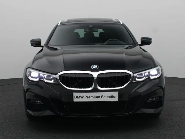 BMW 3 Serie 320i Touring 2020 Benzine 3