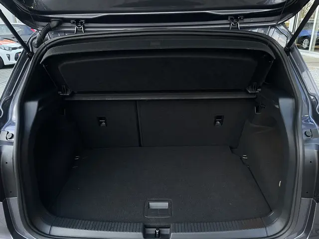 Volkswagen T-Cross 1.0 TSI R-Line Automaat 2022 Benzine 10