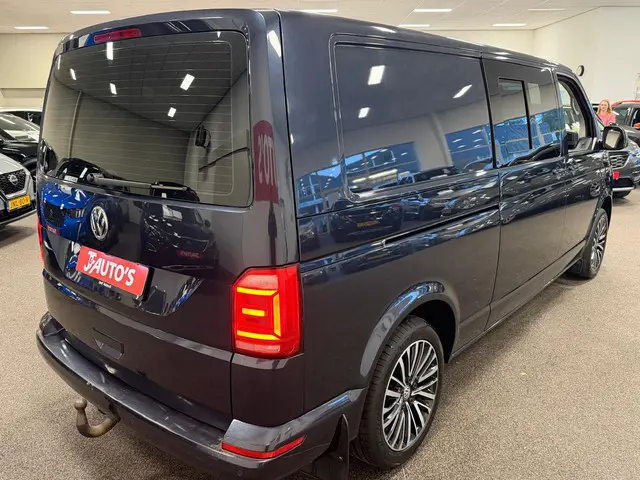 Volkswagen Transporter 2.0 TDI L2H1 DC 2018 Diesel 6