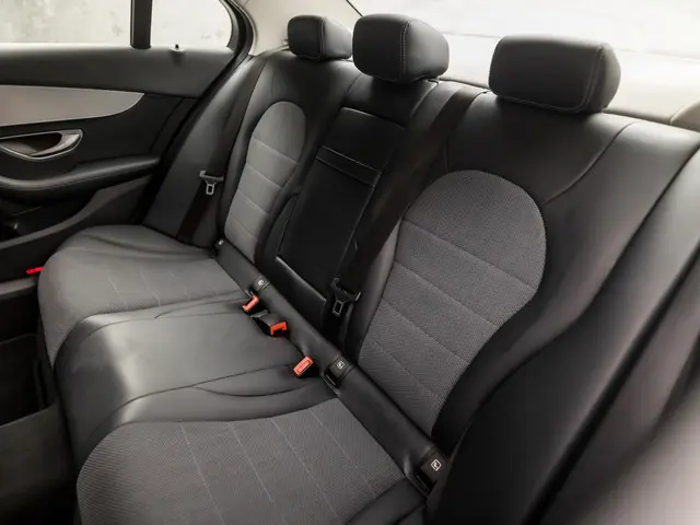 Mercedes-Benz C-Klasse 180 Sport 2018 Benzine 15