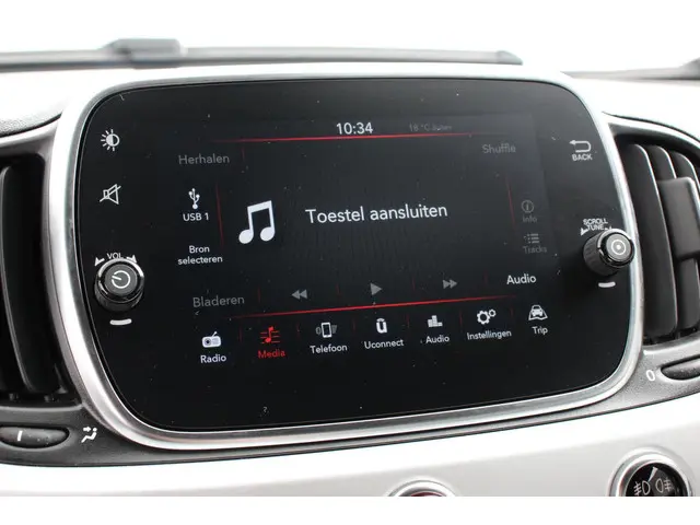 Fiat 500 1.0 Hybrid Sport Connect 2022 Benzine 16