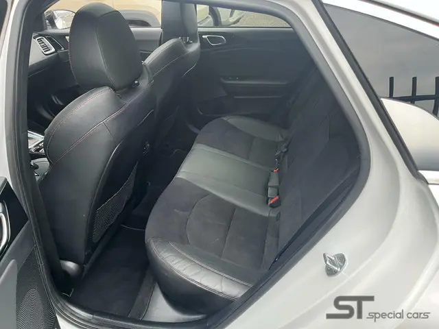 Kia ProCeed 1.6 T-GDI GT|Pano|dealer 2019 Benzine 12