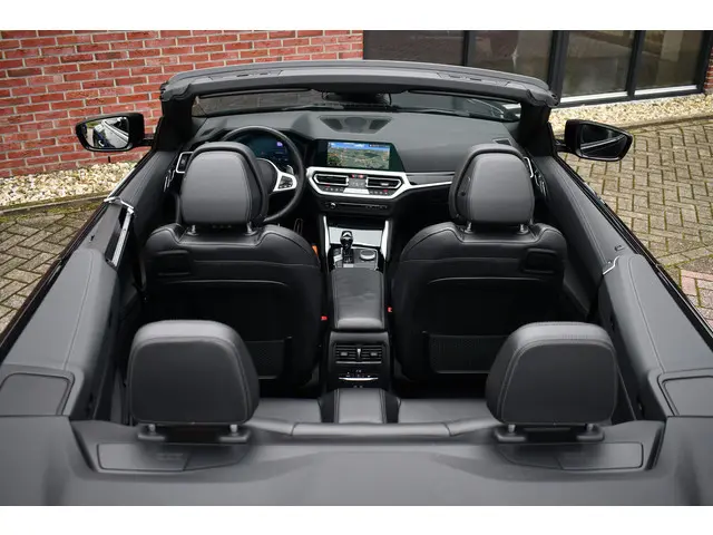 BMW 4 Serie Cabrio 420i M-Sport 2022 Benzine 36