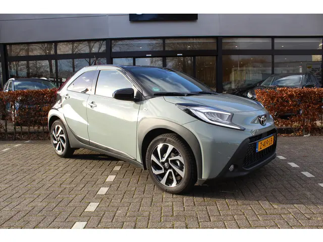 Toyota Aygo X 1.0 VVT-i MT Pulse Bi-tone 2024 Benzine 8