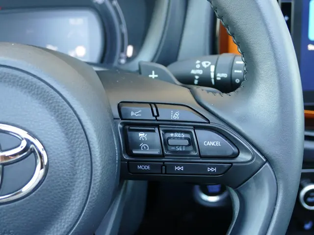 Toyota Aygo X 1.0 VVT-i S-CVT Limited 2022 Benzine 12