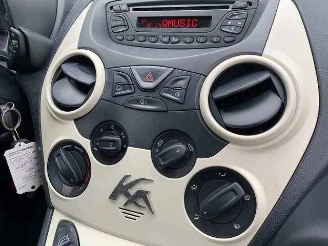 Ford Ka 1.2 Style start/stop|111000KM|Airco| 2015 Benzine 13