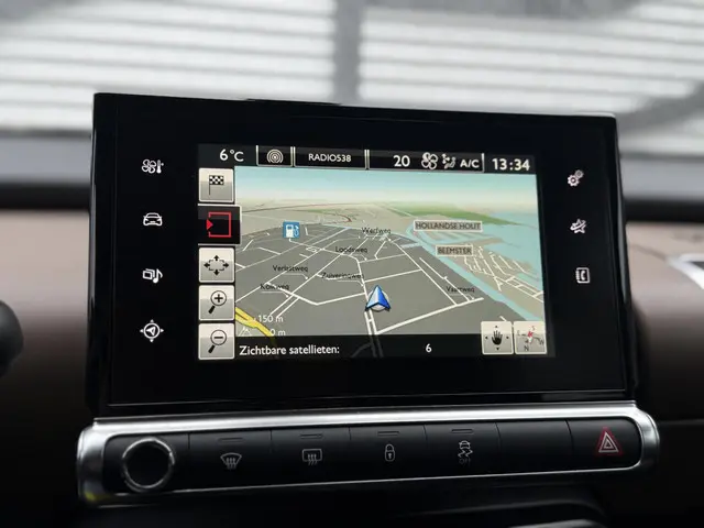 Citroën C4 Cactus 1.2 PureTech Shine 2016 Benzine 13