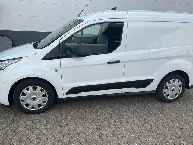 Ford Transit Connect 1.5 EcoBlue L1 Trend 2021 Diesel 13