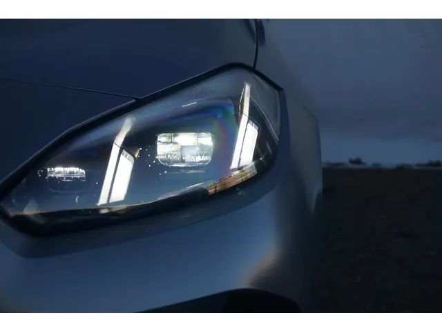 BMW 2 Serie Gran Coupé M235 xDrive 2026 Benzine 4