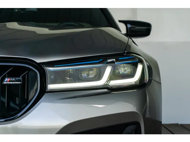 BMW M5 5 Serie Competition 2020 Benzine 12