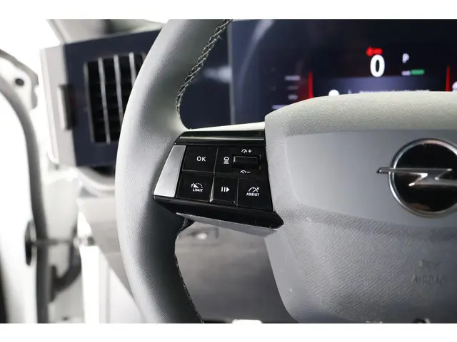 Opel Astra Electric 54 kWh GS 2025 Elektrisch 13
