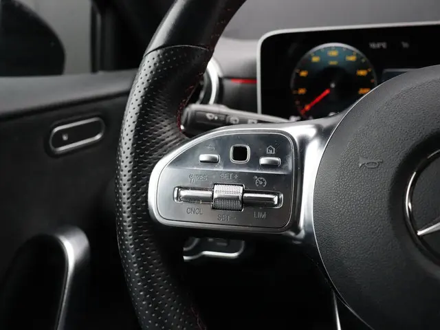 Mercedes-Benz A-Klasse 160 2020 Benzine 21