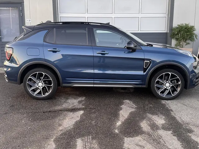 Lynk & Co 01 1.5 2022 Hybride Benzine 5