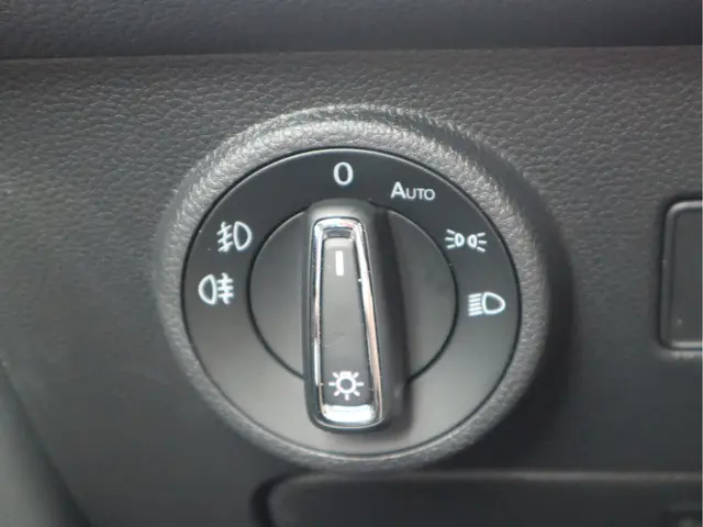 SEAT Ateca 1.5 TSI 150 PK Style Business 2020 Benzine 28
