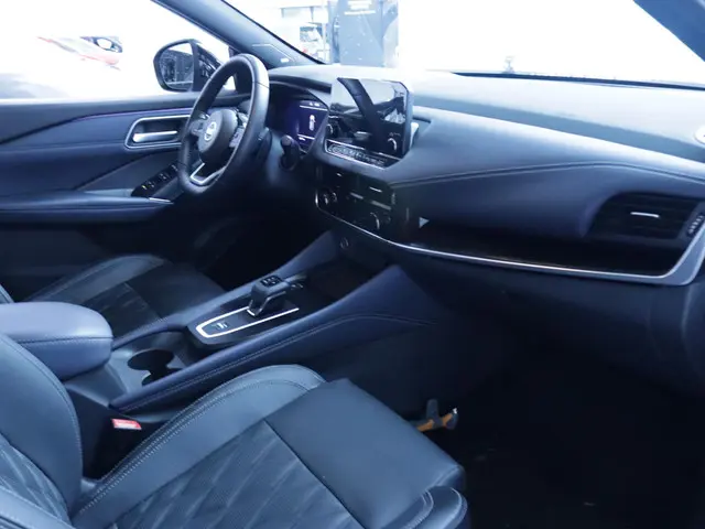 Nissan QASHQAI 1.3 MHEV Xtronic Tekna Plus 2022 Benzine 18