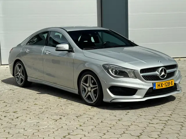 Mercedes-Benz CLA 180 AMG Xenon NAVI 2016 Benzine 4