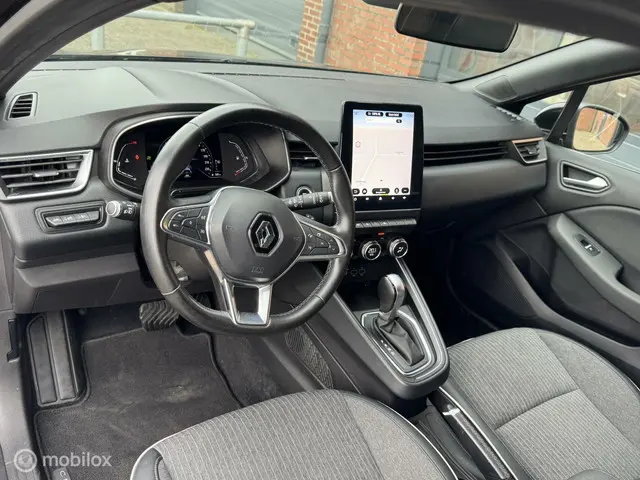 Renault Clio 1.3 TCe Intens automaat 2020 Benzine 16