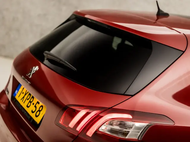 Peugeot 308 1.2 e-THP Sport 2014 Benzine 30