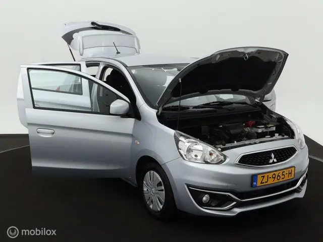 Mitsubishi Space Star 1.0 Cool+ 2019 Benzine 21