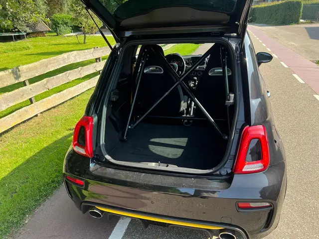 Fiat 500 1.4 T-Jet Abarth Turismo 165 PK 2017 Benzine 17