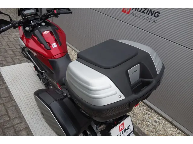 Honda NC 750 X ABS 2016 Benzine 23