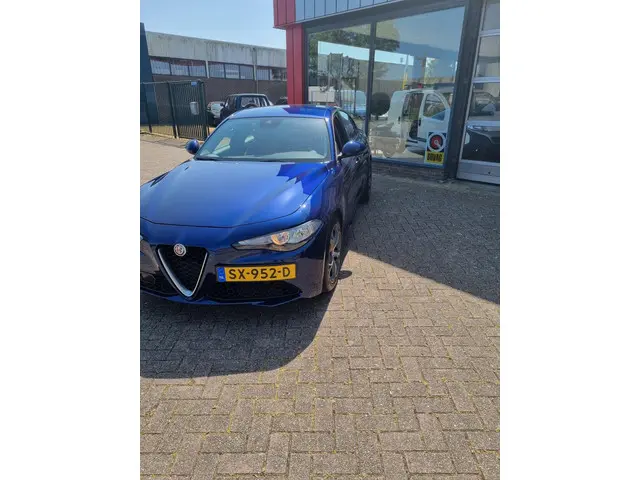 Alfa Romeo Giulia 2.0T Super 2018 Benzine 10