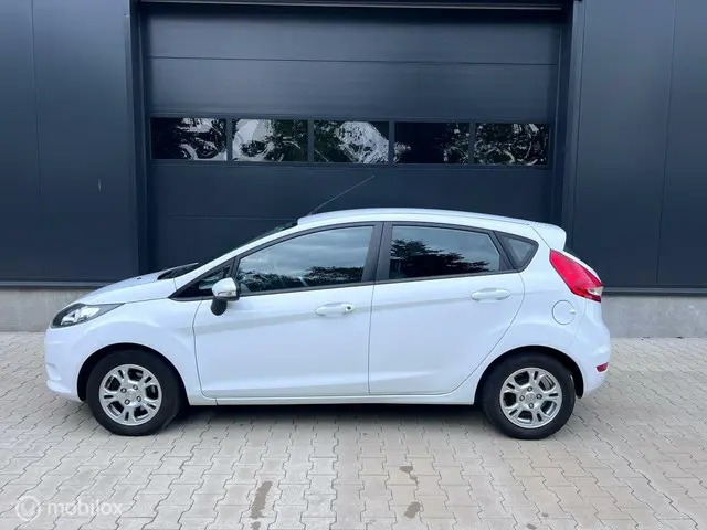 Ford Fiesta 1.25 Champion 2013 Airco NAP APK 2013 Benzine 4