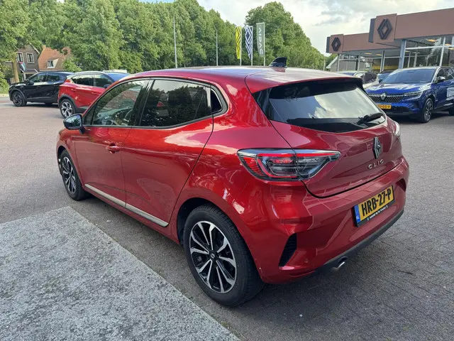 Renault Clio 1.0 TCe 90 GPF techno 2024 Benzine 8