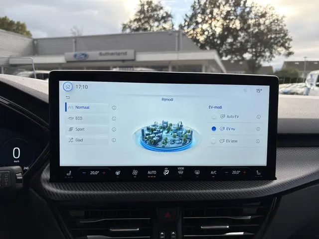 Ford Kuga 2.5 PHEV ST-Line X 2025 Hybride Benzine 28