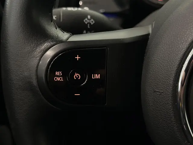 MINI Cooper Mini 1.5 Camden Edition 2023 Benzine 19