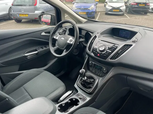 Ford C-MAX 1.0 Edition Plus / camera / trekhaak 2014 Benzine 12