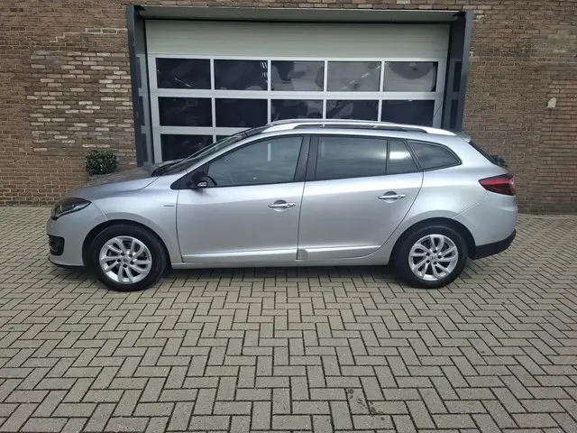 Renault Mégane Estate 1.2 TCe Limited 2016 Benzine 34