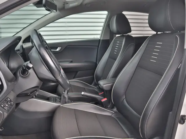 Kia Rio 1.0 T-GDi MHEV GT-Line 2023 Benzine 8