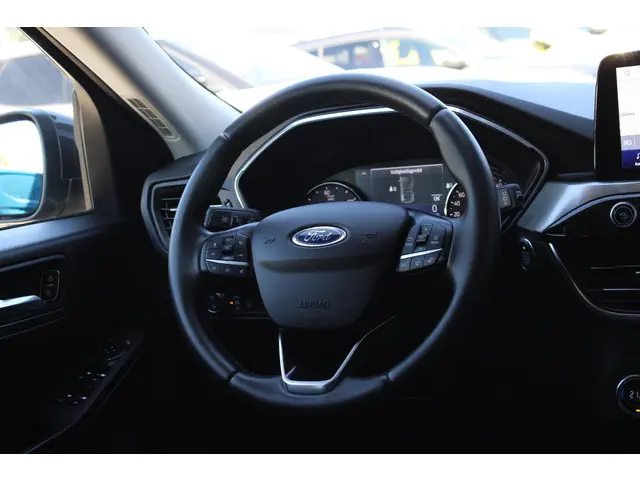 Ford Kuga 2.5 PHEV Titanium 2020 Hybride Benzine 14