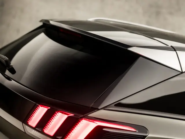 Peugeot 3008 1.2 PureTech Allure Sport 2018 Benzine 24