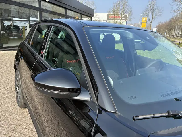 Fiat 600 600e RED 54 kWh 2025 Elektrisch 22
